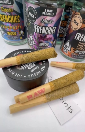 1 x Frenchie Pre-Roll Jar (5 Pre Rolls) Connected Brand